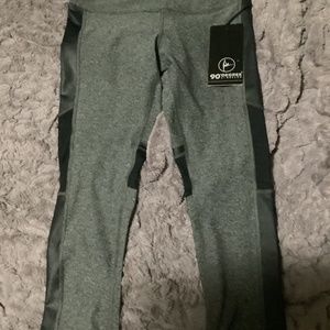 90 Degree Women’s Black & Grey 7/8 long leggings, size small, new with tags